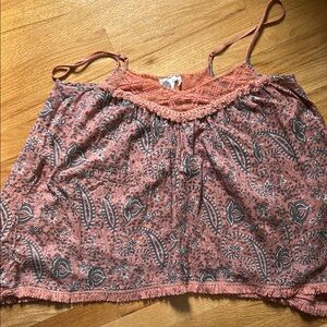 Women's Paisley Print Top - Coral and Gray